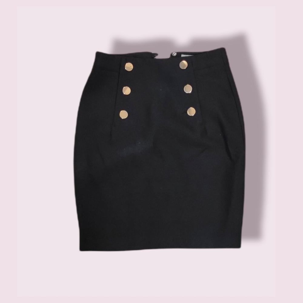 Mini black skirt